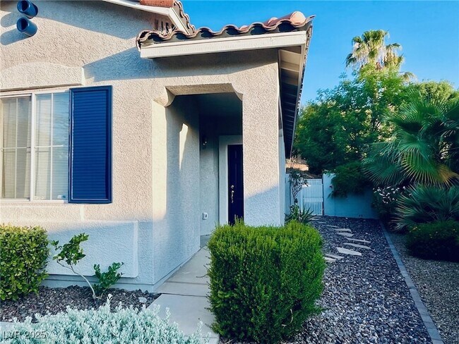 Foto del edificio - 2271 Surrey Meadows Ave