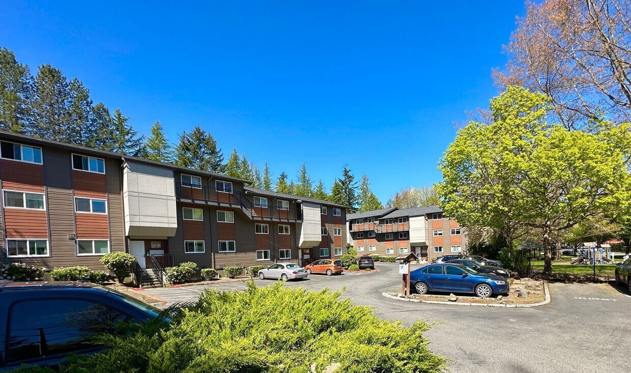 Foto principal - 2Bd/1Ba Issaquah Condo