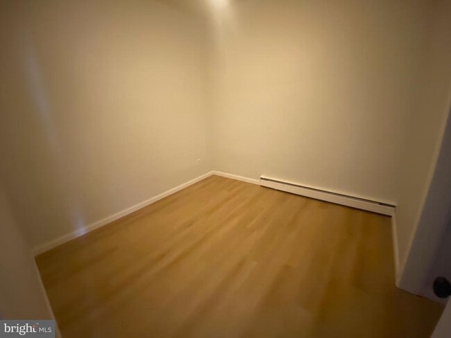 Foto del edificio - 113 E Lackawanna Ave