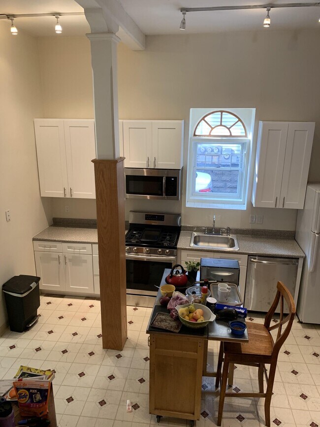 Foto del edificio - 106 Central St