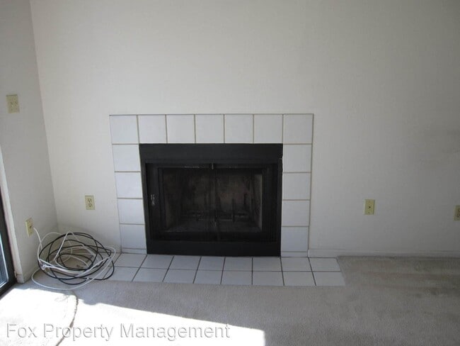 Foto del edificio - 2 br, 2 bath House - 3260 47th Street, #207