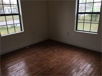 Building Photo - 1100 Chihuahua St