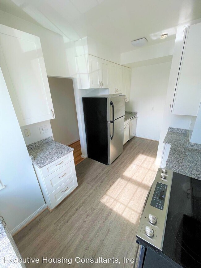 Building Photo - 2 br, 1.5 bath House - 2805 Olive Street, NW