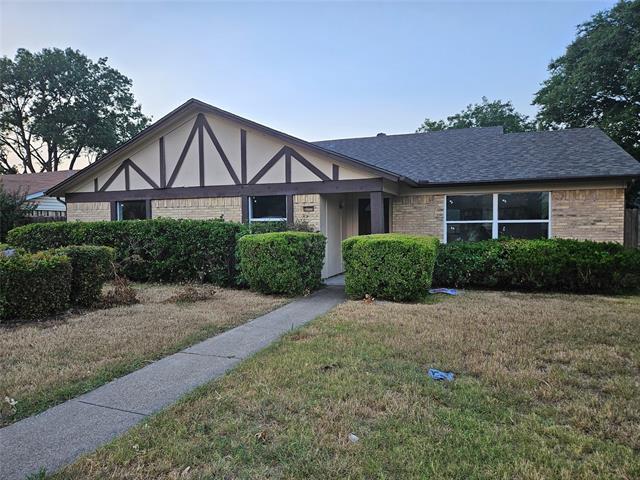 Building Photo - 3005 Chisholm Trail