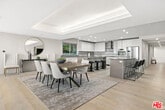 Foto principal - 2391 Roscomare Rd