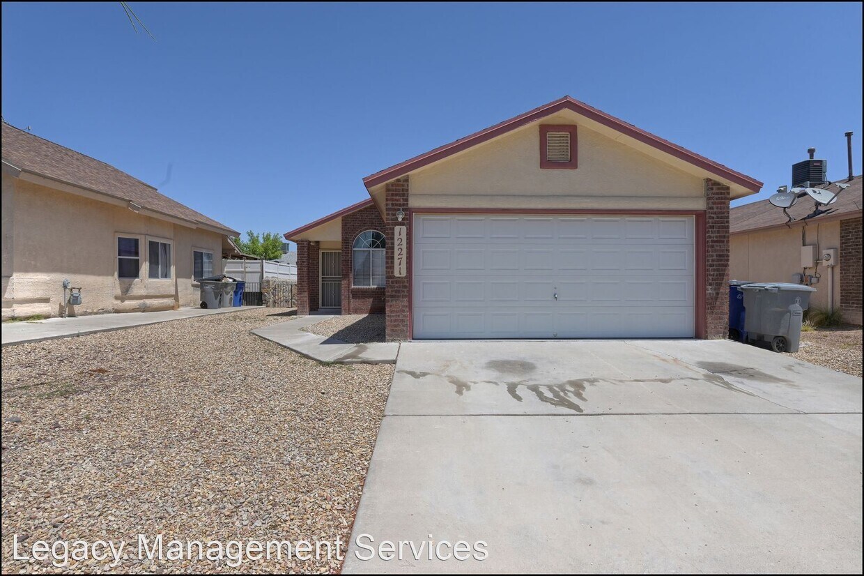 3 br, 2 bath House 12271 Tierra Bella House for Rent in El Paso, TX
