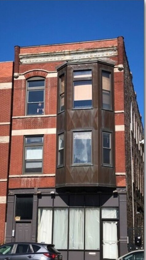 Foto principal - 731 N Noble St