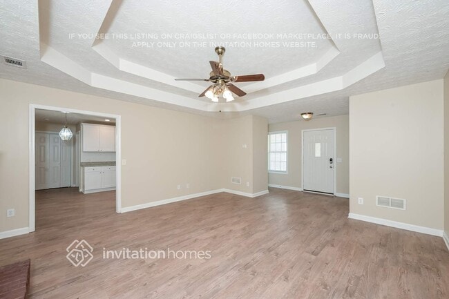 Building Photo - 2990 Lenora Springs Dr