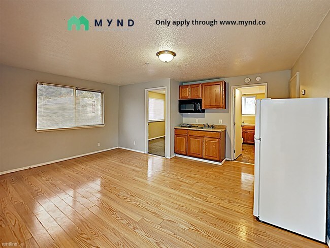 Building Photo - 1 br, 1 bath  - 406 S 60th Ave Apt 7 Apt 7