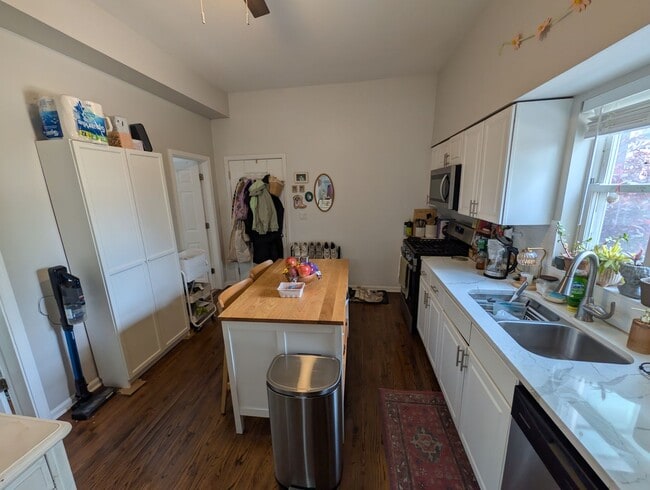 Building Photo - AM-Cortland LLC