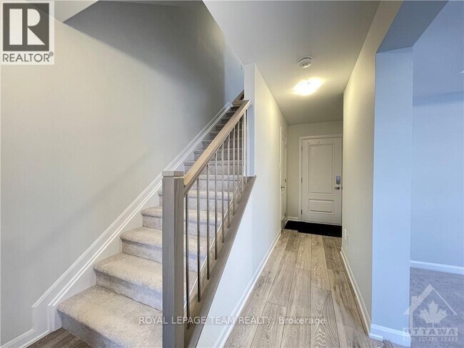 Building Photo - 1055 Speedvale Ct
