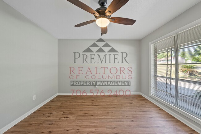 Foto del edificio - 6344 Newick Dr