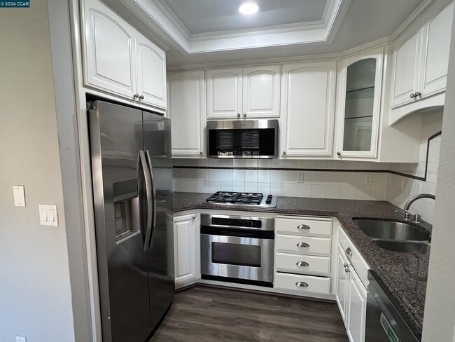 Building Photo - 85 Tahoe Ct