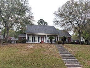 Building Photo - 7470 Mallard Dr