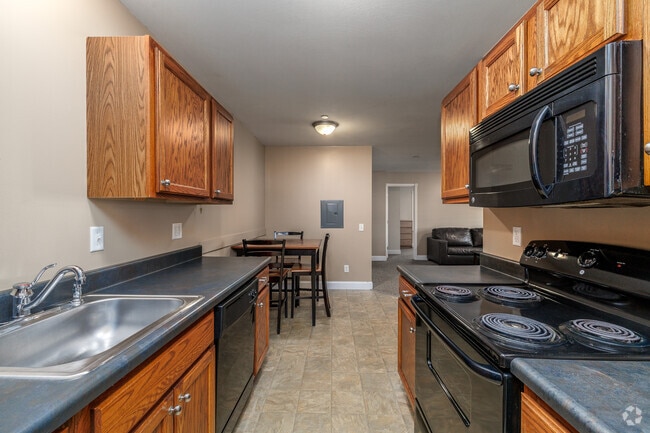 3BR, 1BA - 1,250SF - Kitchen - Cornerstone Suites - 50-52 Tompkins St
