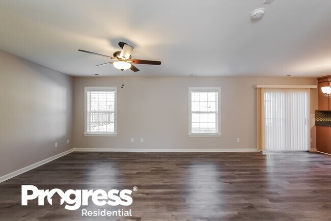 Foto del edificio - 15823 Circlegreen Dr