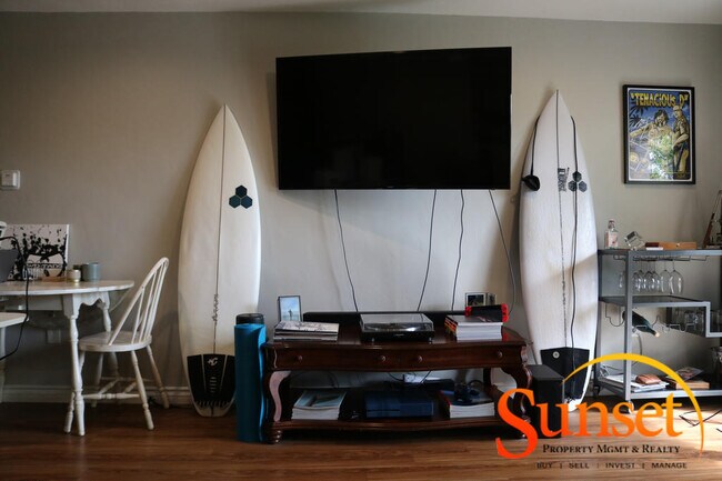 Foto del edificio - 4444 W Point Loma Blvd