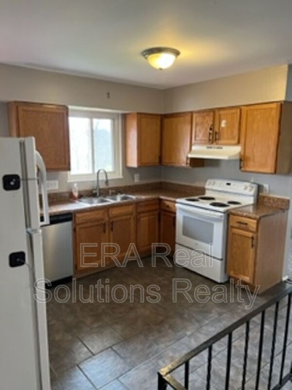 10582 Morning Glory Ln, Cincinnati, OH 45240 House Rental in Cincinnati, OH