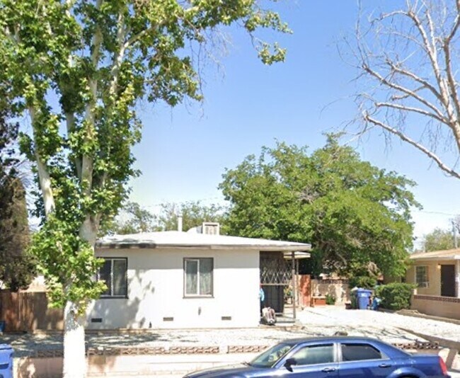 Foto del edificio - 45324 10th St W