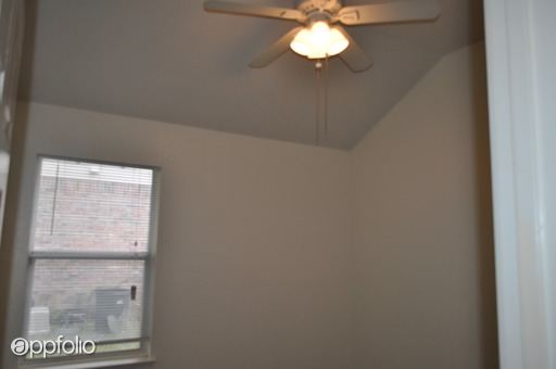 Building Photo - 4648 Bracken Dr