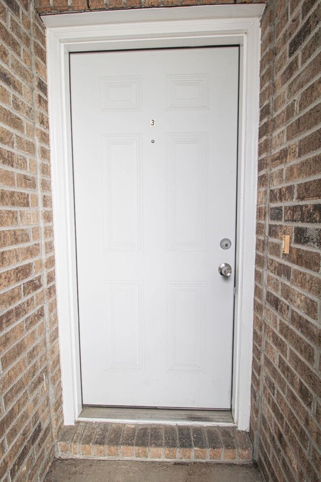 Foto del edificio - 530 Dukeway Dr