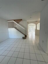 Building Photo - 2438 SE 14th Ave