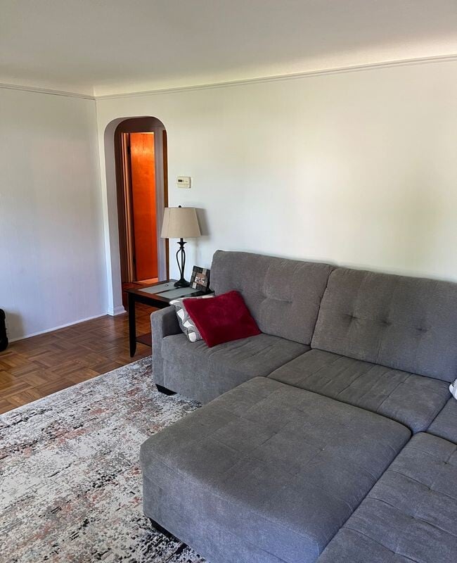 Building Photo - 1663 Longwood Rd