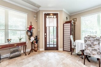 Building Photo - 403 Marina View Dr