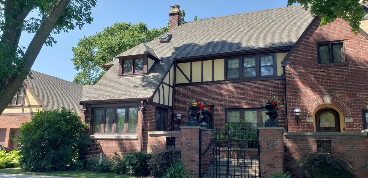 802 Drake St, Madison, WI 53715 Townhome Rentals in Madison WI