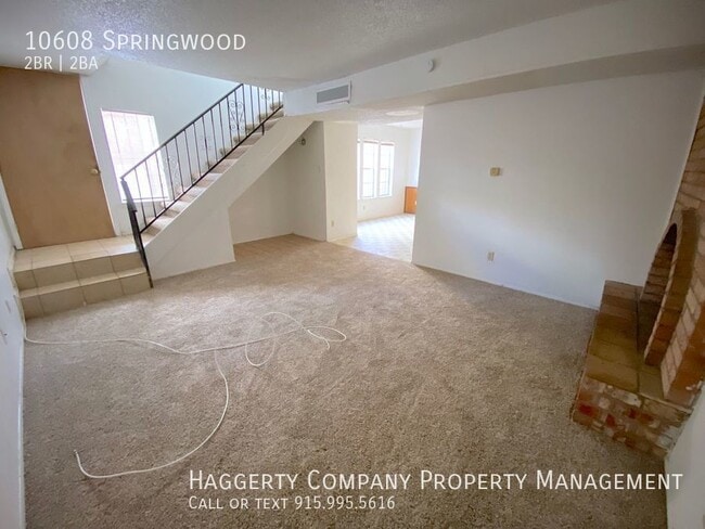 Building Photo - East El Paso 2 bed Refrig A/C