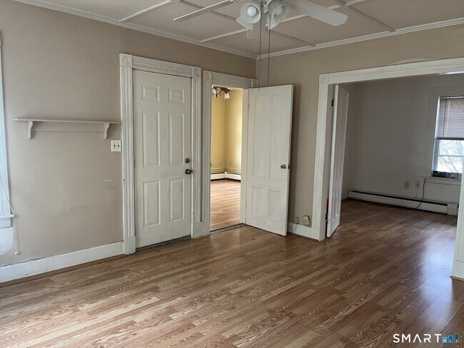 Foto del edificio - 128 S Whittlesey Ave