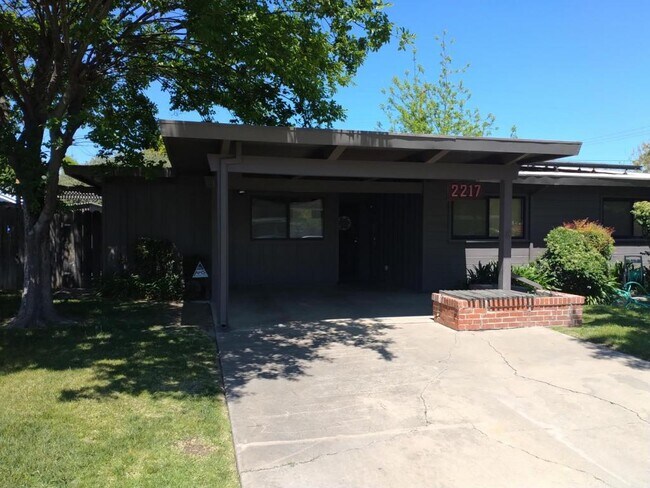 Foto del edificio - 2217 W Polk Way
