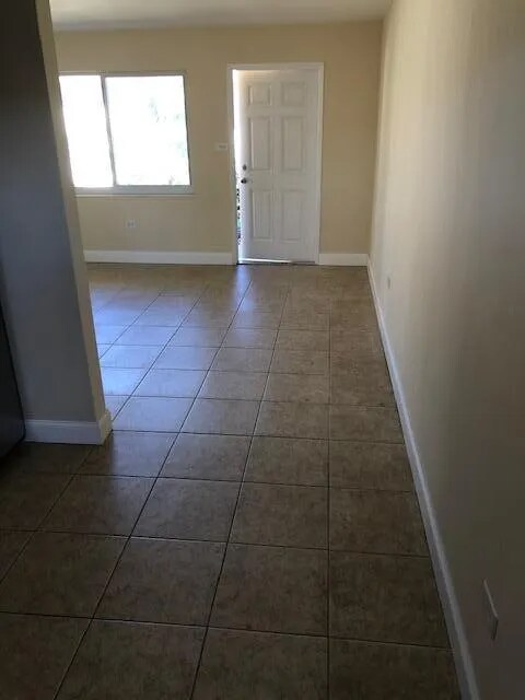 Building Photo - 222 SW 15th Ave