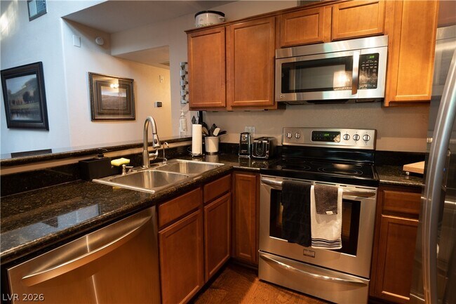 Foto del edificio - 9325 W Desert Inn Rd