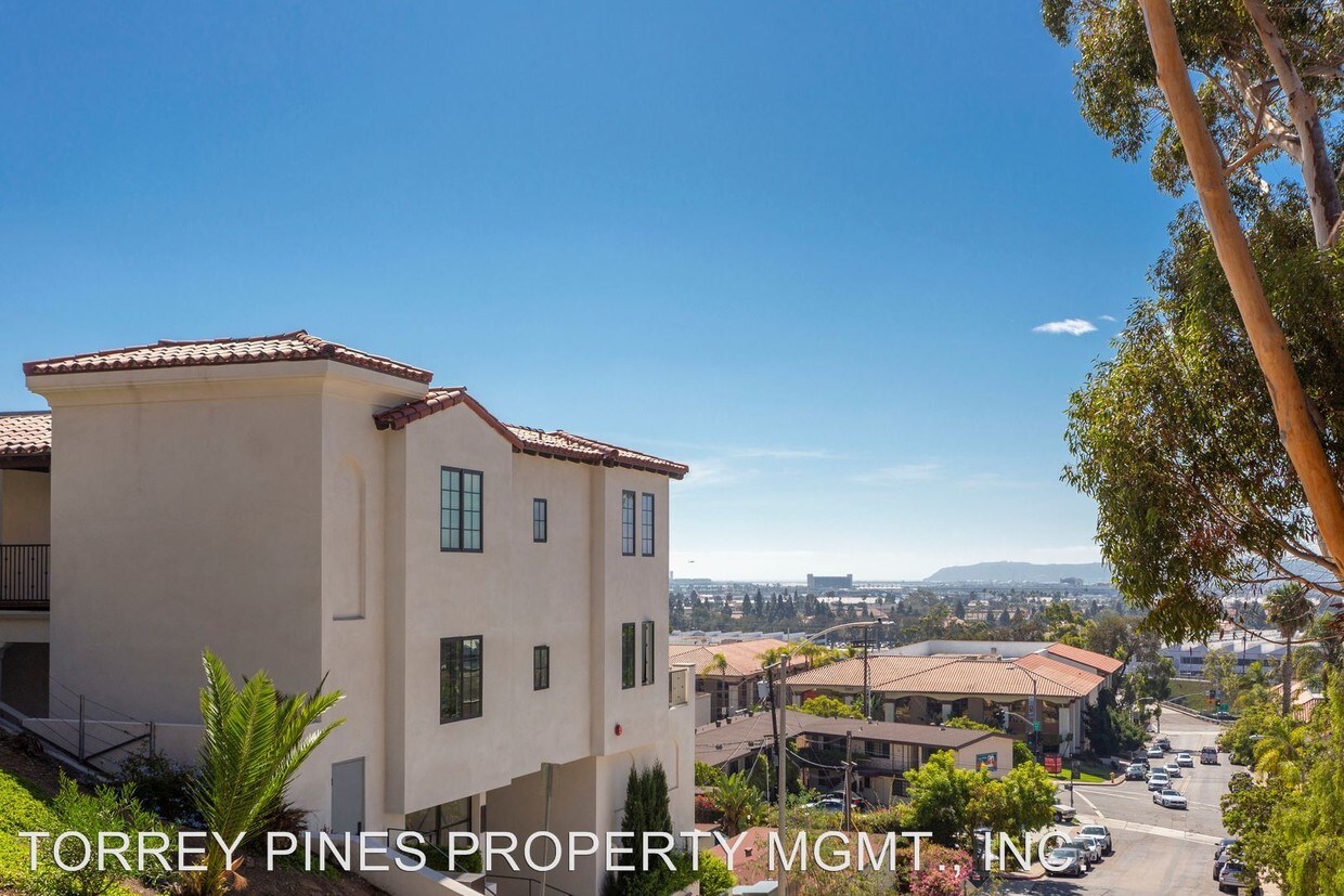Foto principal - 3975 Old Town Ave