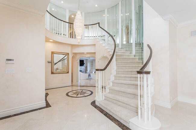 Foto del edificio - 18301 Hampton Ct