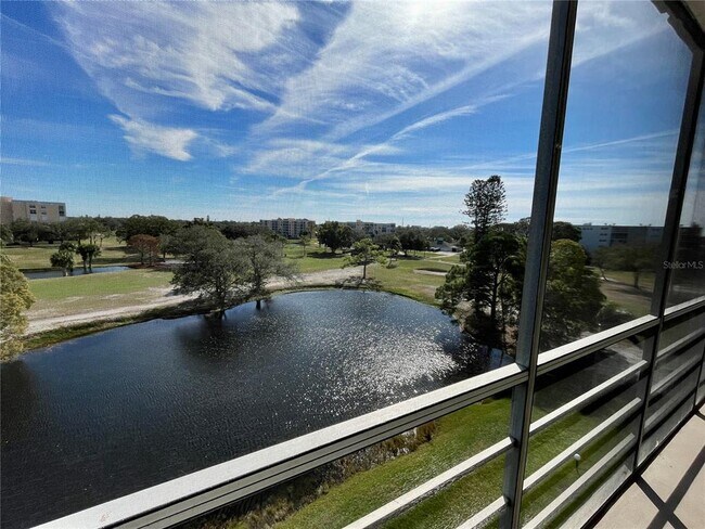 Foto del edificio - 3860 Ironwood Ln