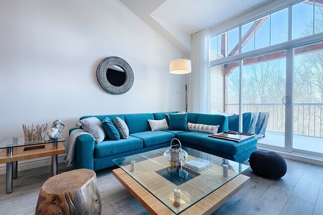 Photo du bâtiment - 180 Rue du Cercle des Cantons