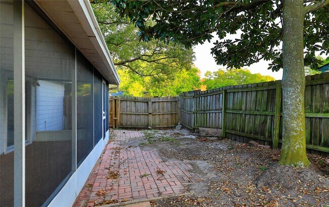 Foto del edificio - 3816 Pebble Ct