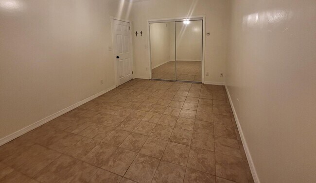 Bedroom2 - 209 W King St