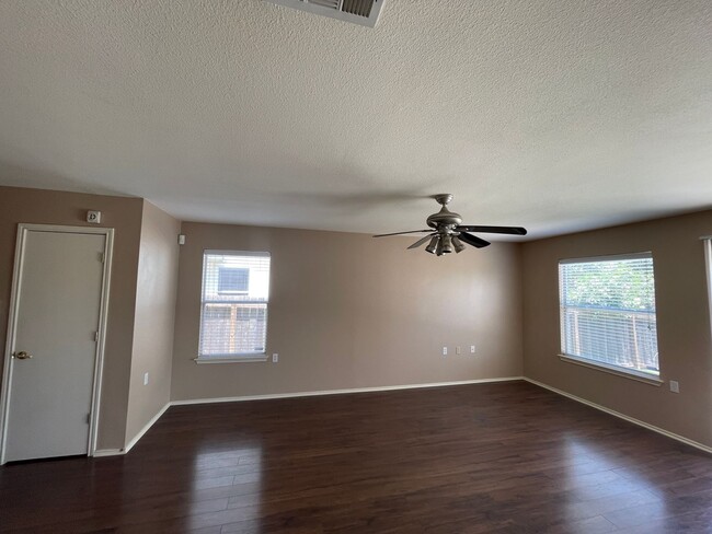 Building Photo - 2 STORY HOME - LIGHT AND BRIGHT INSIDE - S...