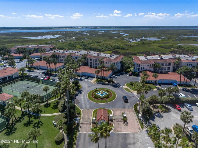 Foto del edificio - 215 S Ocean Grande Dr
