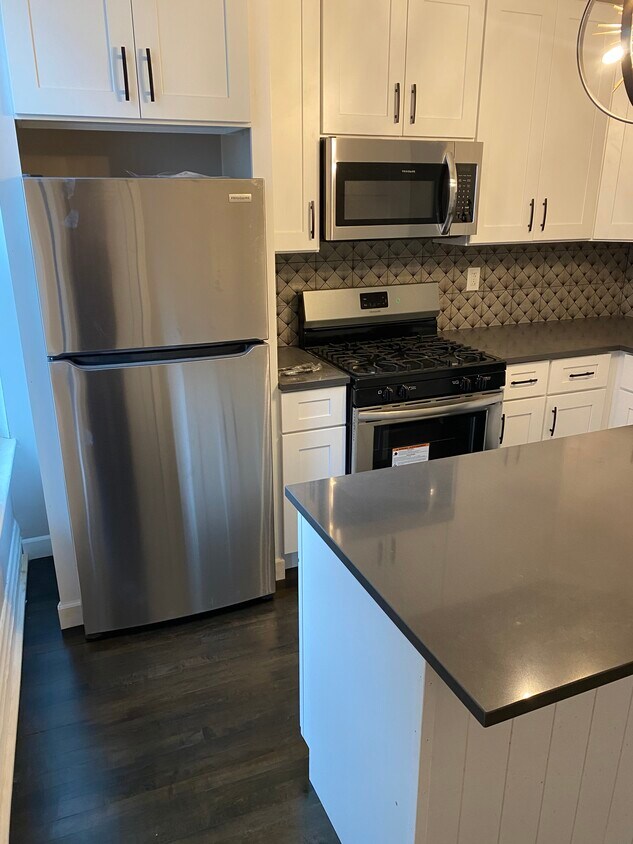 Foto principal - 3968 N Elston Ave