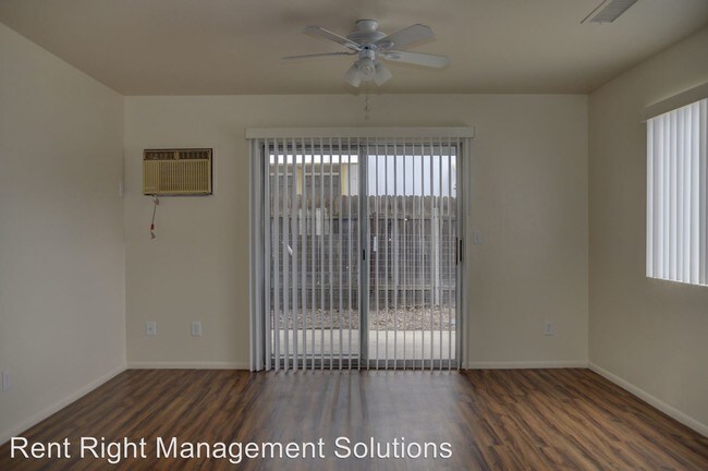 Building Photo - 744 2nd St