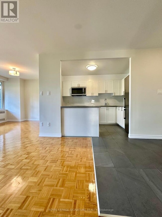 Building Photo - 10-410 Shallmar Blvd