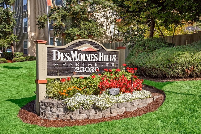 Firma - Des Moines Hills Apartments