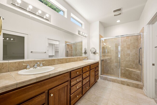 Foto del edificio - 2813 Black Hawk Ln