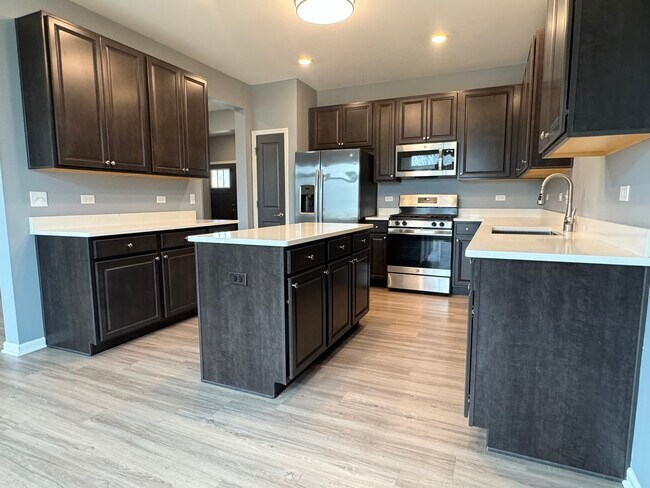 Foto del edificio - 15030 W Cyrus Dr