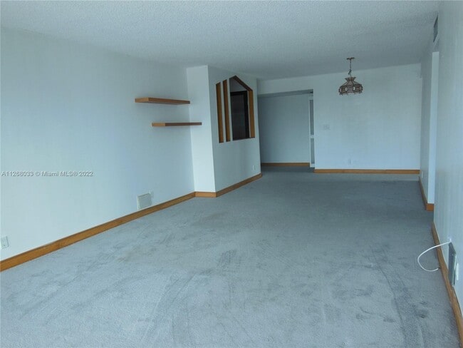 Building Photo - 2401 S Ocean Dr