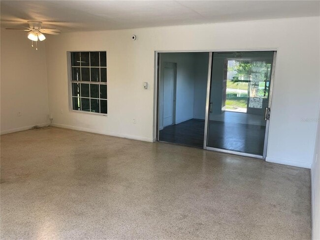 Foto del edificio - 3076 Grand View Ave